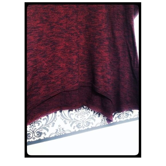 JUICY Couture Sangria Sharkbite Hem Tunic Blouse - Picture 7 of 7